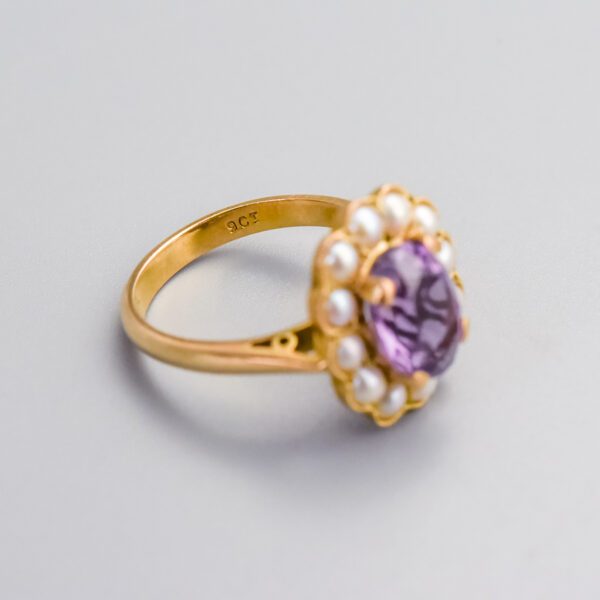 9ct Gold Amethyst & Pearl Cluster Ring - Image 2