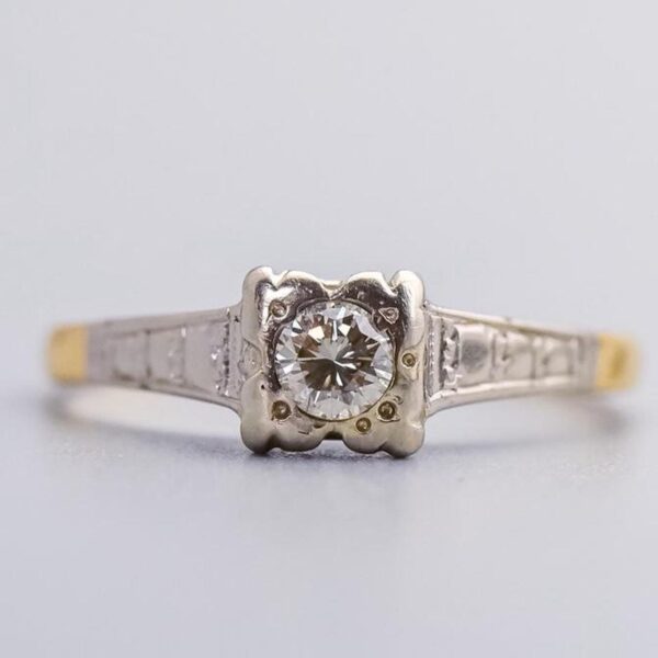 18K Gold Solitaire Diamond Ring
