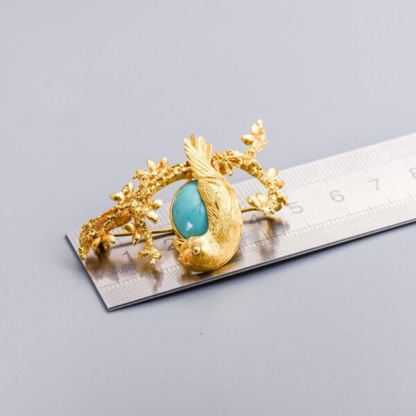 18K Gold Antique Turquoise Bird Brooch