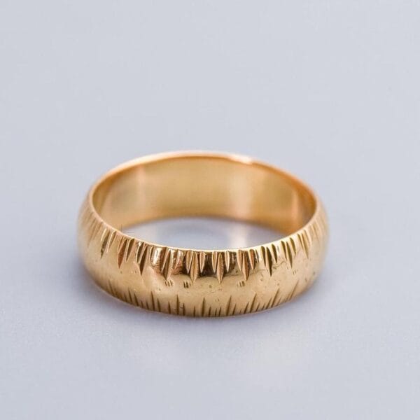 9K Gold Patterned Band - Image 4