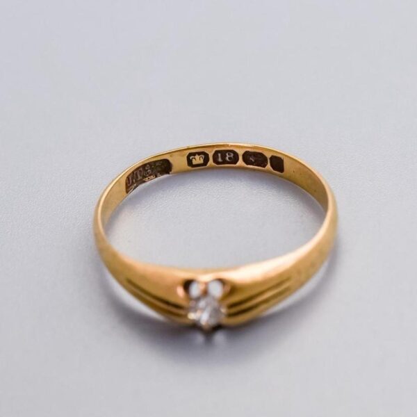 18K Gold Victorian Diamond Signet Ring - Image 3