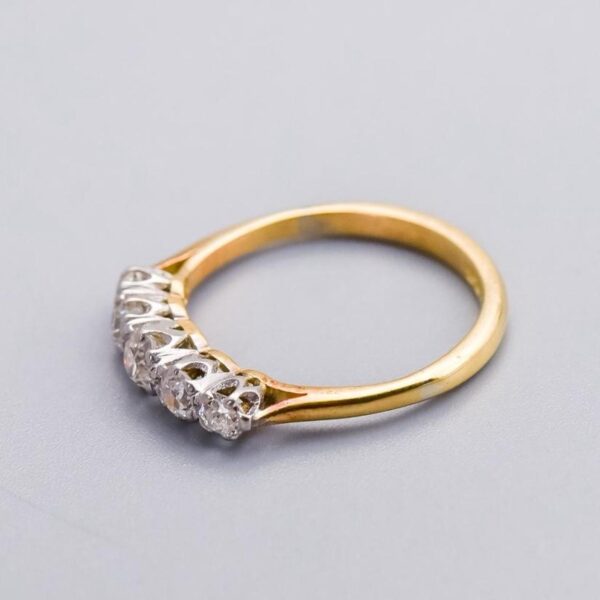 18K Gold Antique Five Stone Diamond Ring - Image 4