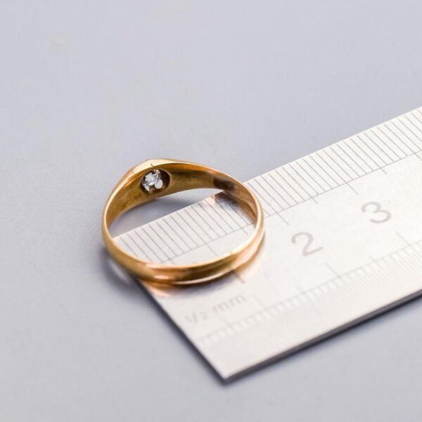 18K Gold Victorian Diamond Signet Ring - Image 5