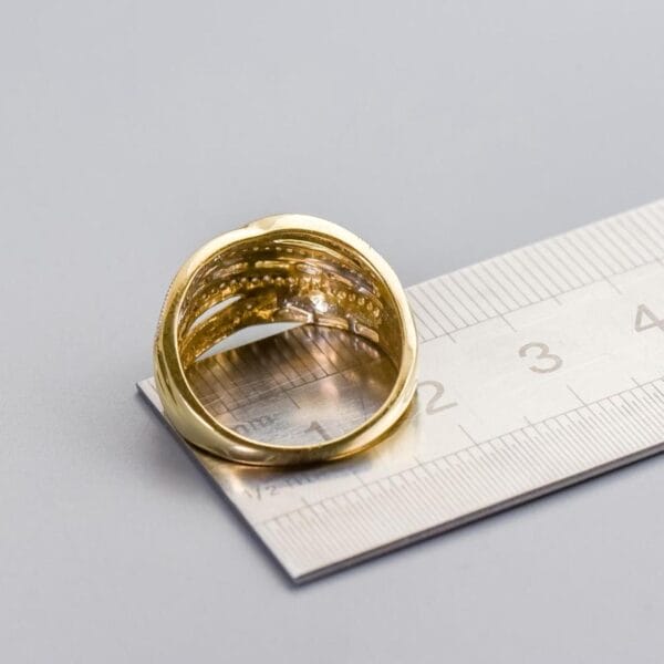 9K Gold Interwoven Diamond Ring - Image 5