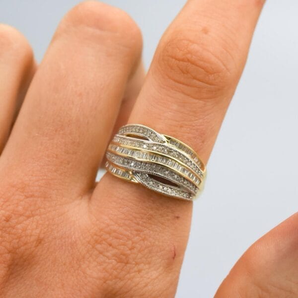 9K Gold Interwoven Diamond Ring - Image 2