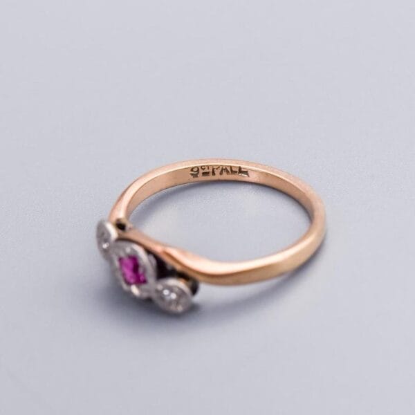 9K Rose Gold Art Deco Ruby & Diamond Crossover Ring - Image 3