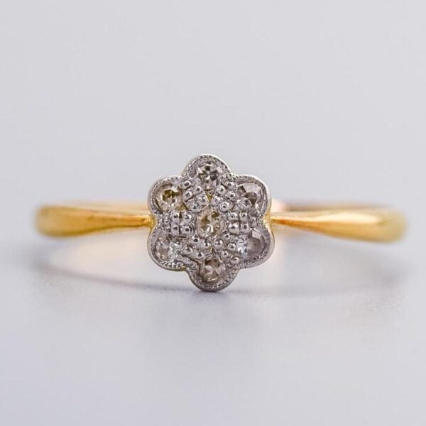 18K Gold Art Deco Diamond Daisy Cluster Ring