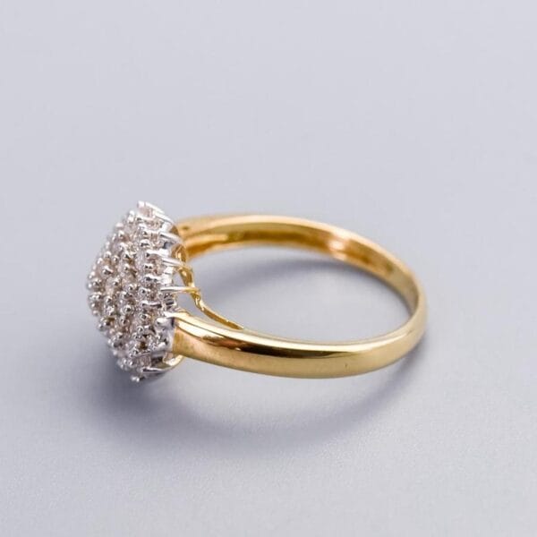 9K Gold Diamond Cluster Ring - Image 4