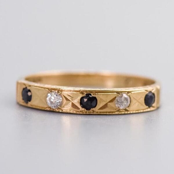 9K Gold Sapphire & CZ Ring