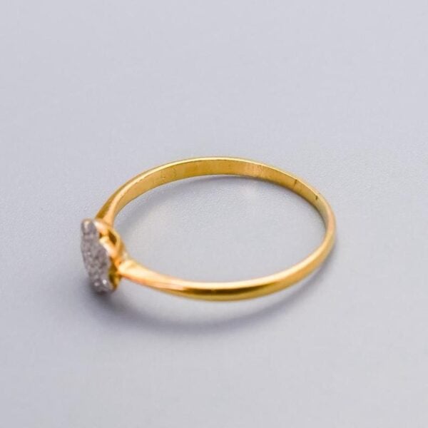 18K Gold Art Deco Diamond Daisy Cluster Ring - Image 2