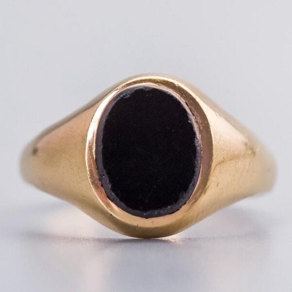 9K Gold Black Onyx Signet Ring