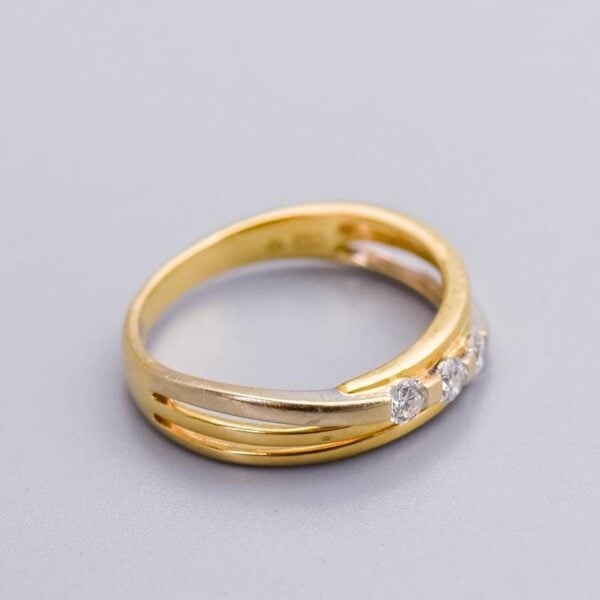18K Gold Diamond Crossover Ring - Image 4