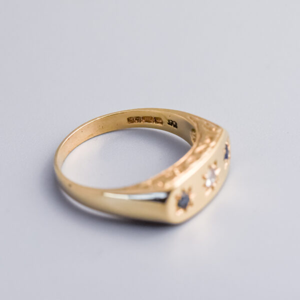 9ct Gold Sapphire and Diamond Gypsy Ring - Image 2