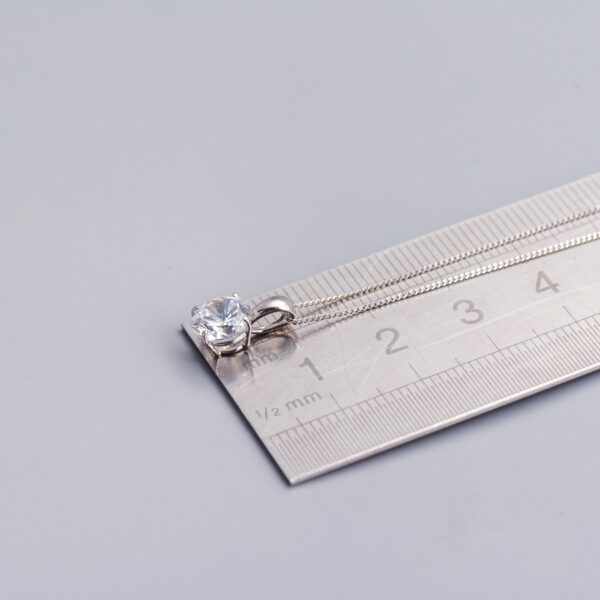 9ct White Gold CZ Pendant Necklace - Image 5