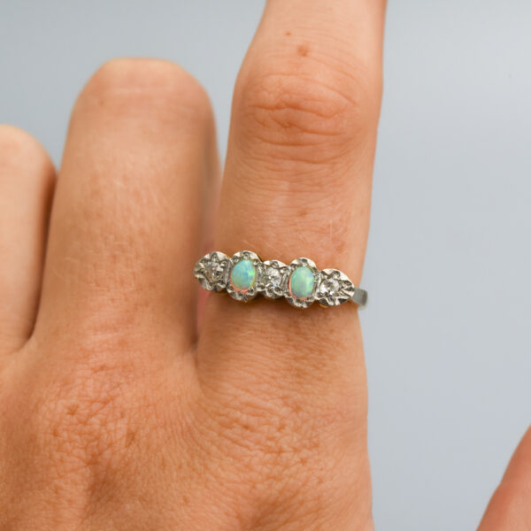 18ct Gold Antique Opal & Diamond Ring - Image 5