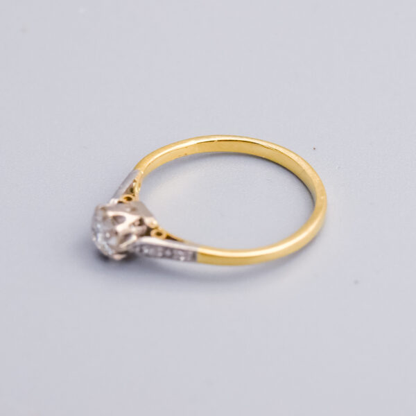 14ct Gold CZ Ring - Image 2