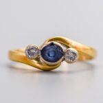 18ct Gold Sapphire & Diamond Crossover Ring