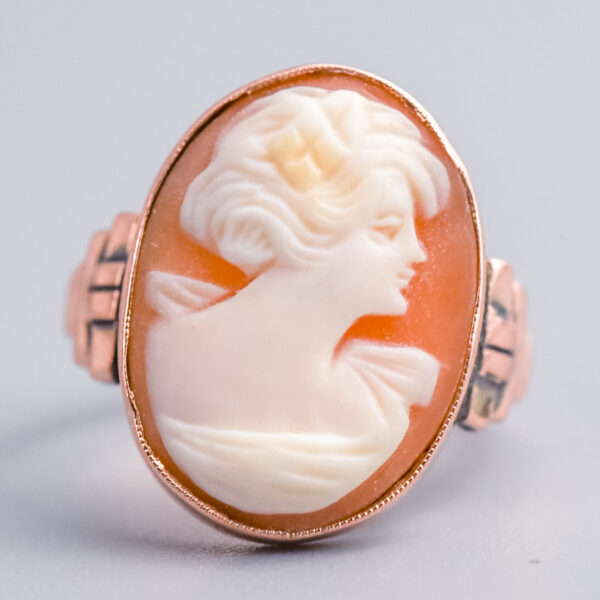 9ct Rose Gold Cameo Ring