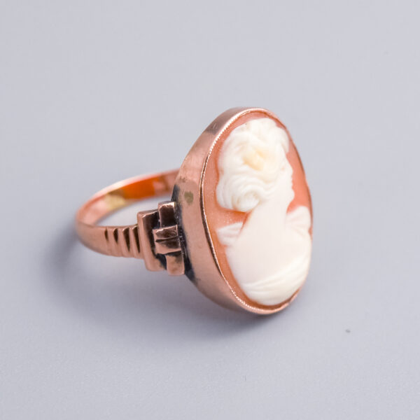 9ct Rose Gold Cameo Ring - Image 3