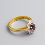 18ct Gold Red Garnet & Diamond Cluster Ring