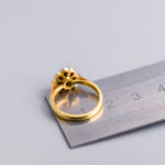 18ct Gold Red Garnet & Diamond Cluster Ring