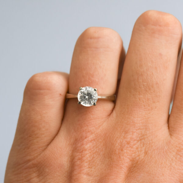 18ct White Gold Solitaire CZ Ring - Image 5