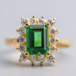 14ct Gold Imitation Emerald & CZ Cluster Ring