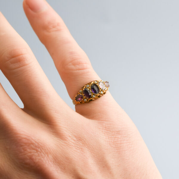 9ct Gold Edwardian Almandine Garnet & Seed Pearl Ring - Image 7