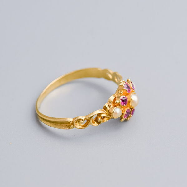 15ct Gold Victorian Ruby & Pearl Cluster Ring - Image 2