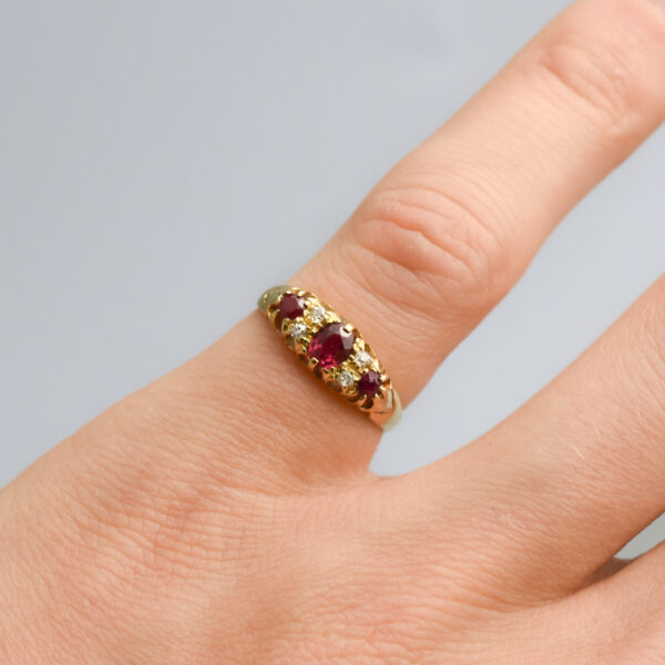 18ct Gold Antique Ruby & Diamond Ring - Image 6