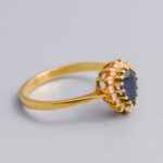18ct Gold Pear-Cut Sapphire & Diamond Cluster Ring