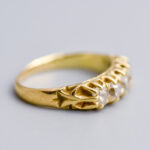 18ct Gold Antique Five Stone Diamond Ring