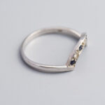 18ct White Gold Sapphire & Diamond Curved Ring