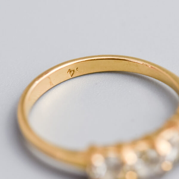 14ct Gold Five Stone CZ Ring - Image 3
