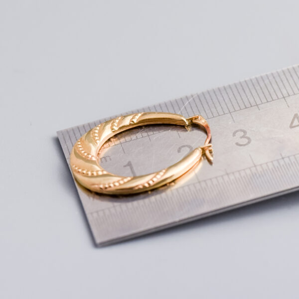 9ct Gold Twisted Oval Hoop Earrings - Image 3