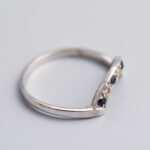 18ct White Gold Sapphire & Diamond Curved Ring