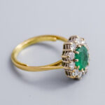 18ct Gold Emerald & Diamond Cluster Ring