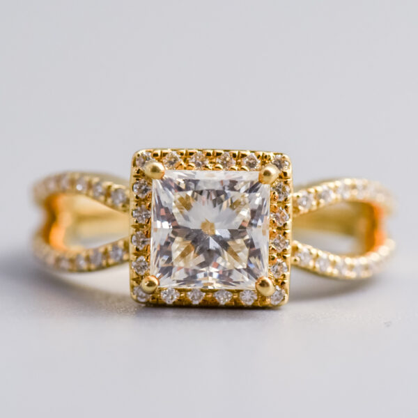 9ct Gold Princess-Cut Diamond Ring
