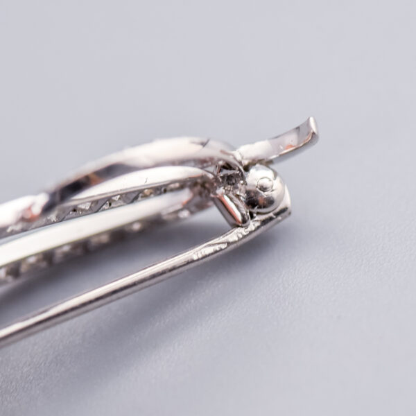 18ct White Gold Diamond 'P' Initial Brooch - Image 4