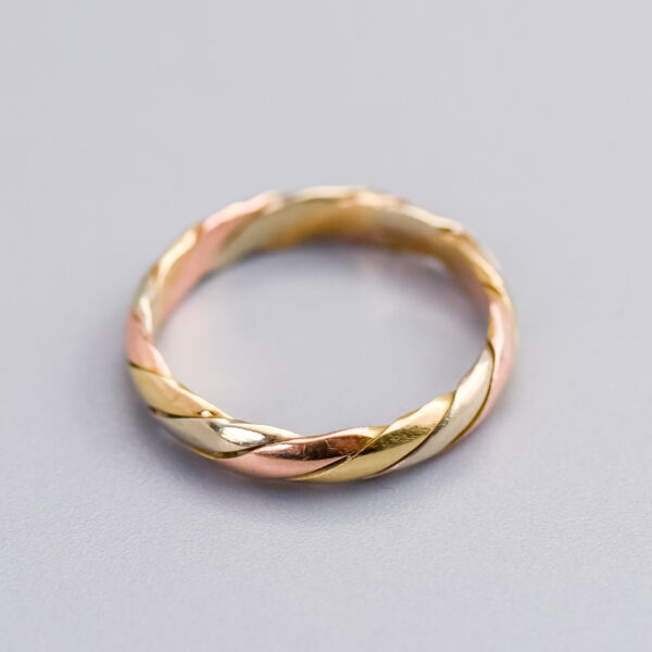 9ct Gold Multi-Tone Twist Band - Image 2