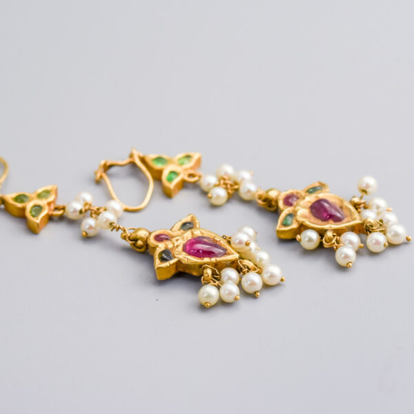 18ct Gold Antique Multi-Gemstone Cluster Drop Earrings - Image 3