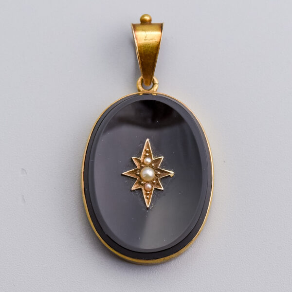 18ct Gold Victorian Onyx & Seed Pearl Mourning Pendant