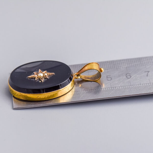 18ct Gold Victorian Onyx & Seed Pearl Mourning Pendant - Image 6