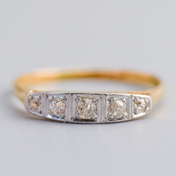 18ct Gold Antique Five Stone Diamond Ring