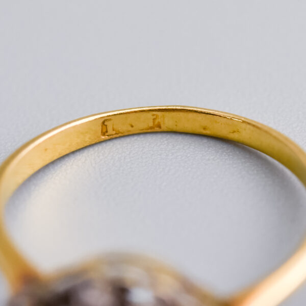 18ct Gold Victorian Diamond Cluster Ring - Image 4