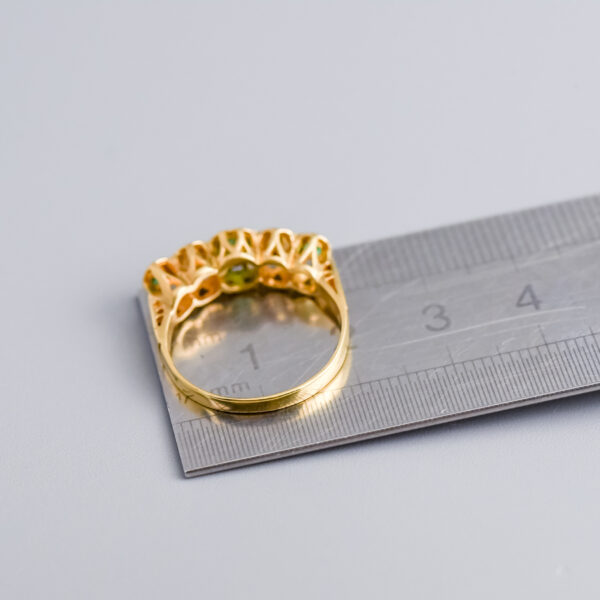 18ct Gold Five Stone Emerald & Diamond Ring - Image 5