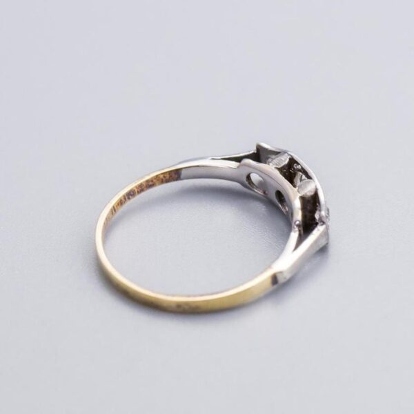 18K Gold Art Deco Diamond Trilogy Ring