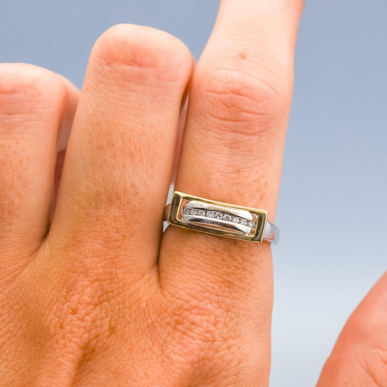 9K Gold Two-Tone Diamond Band