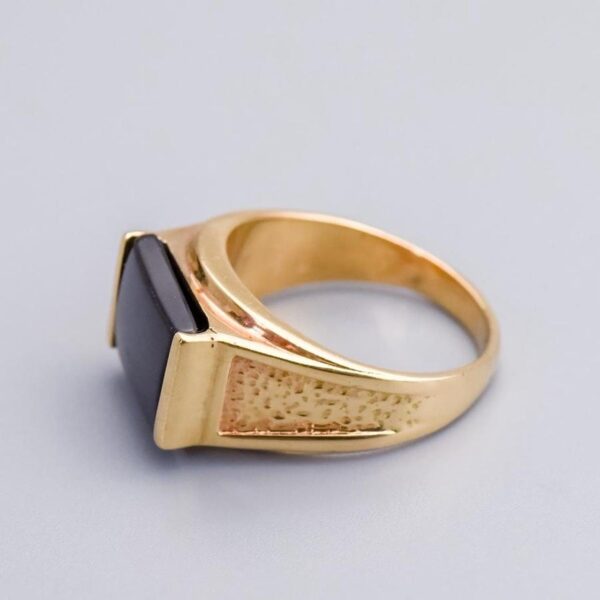 9K Gold Onyx Signet Ring