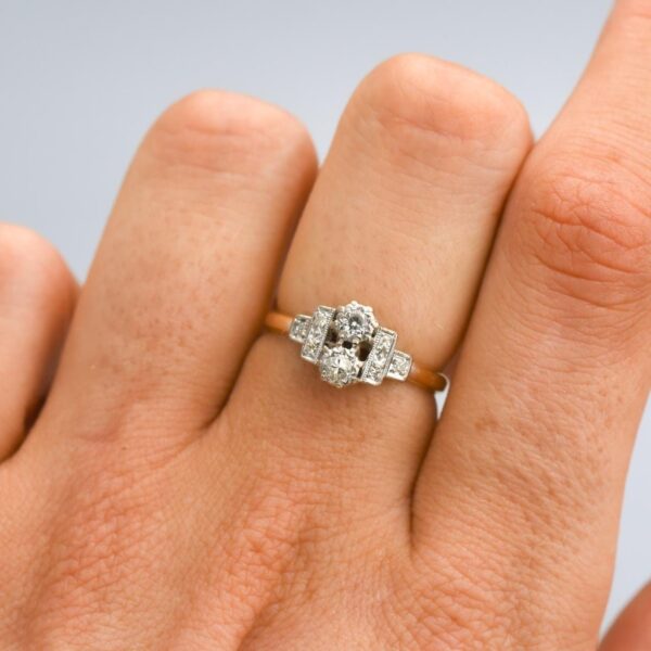 18K Gold Art Deco Diamond Ring